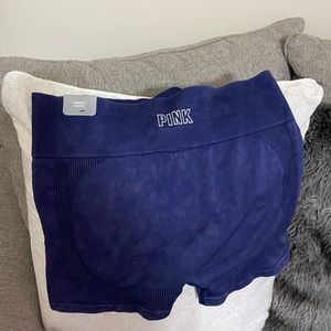 PINK Seamless best 🍑 gym shortie size XL NWT